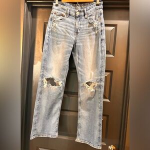 American Eagle Outfitters Light Blue Distressed Curvy Straight Stretch Jeans, 6R